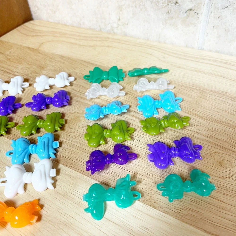 Vintage 80s 90s  Multi-Color Bow Barrettes Plastic Snap Tight Girls Goody Cutie